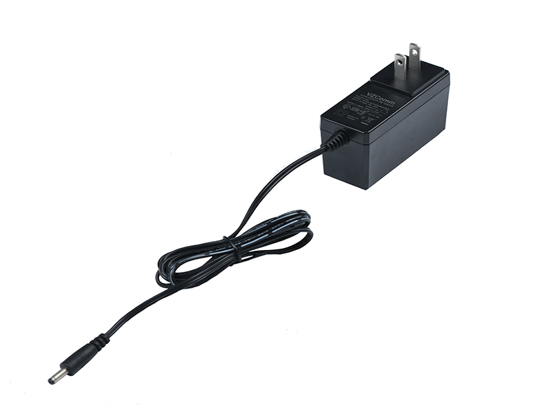 電動(dòng)車充電器 電動(dòng)車充電器